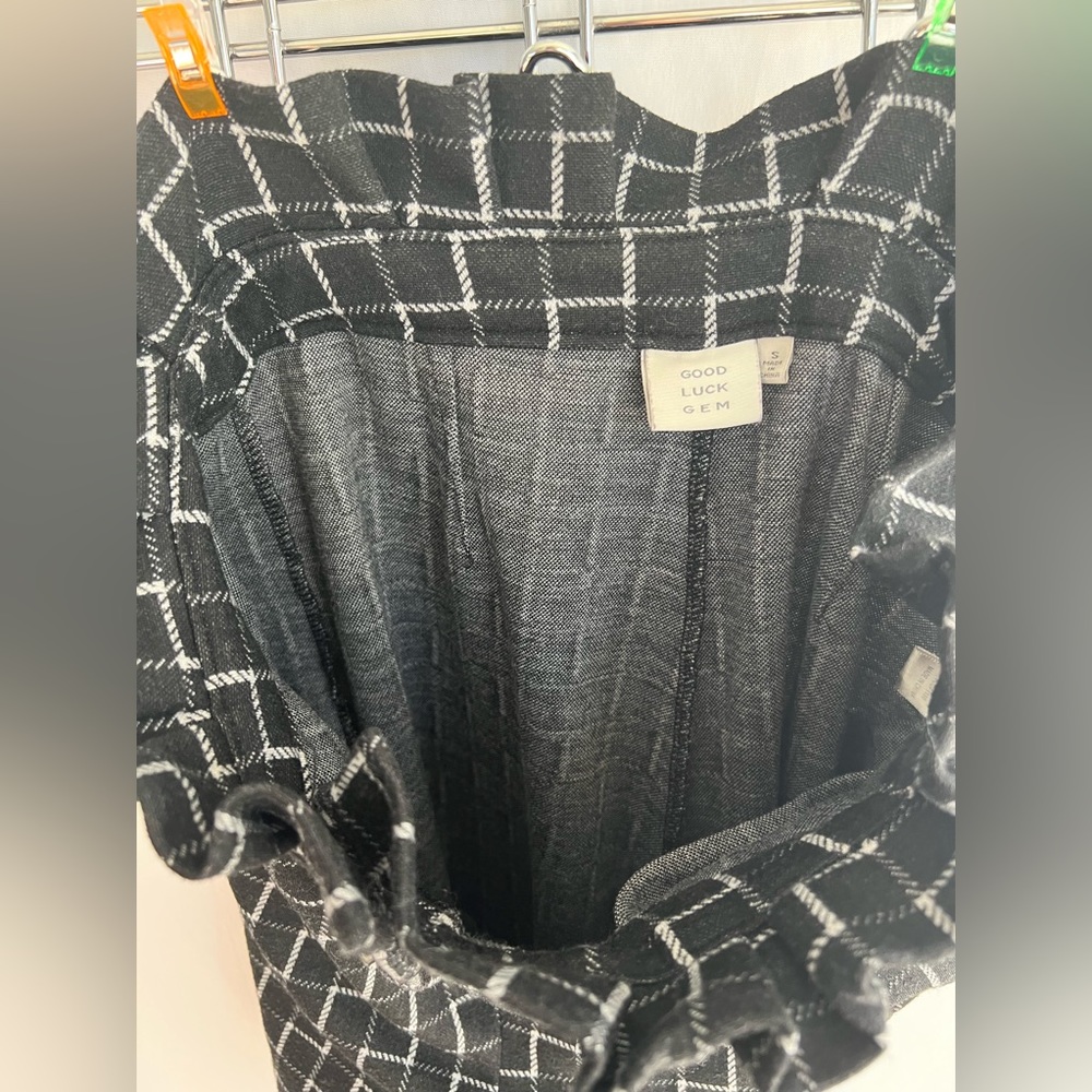Black Plaid Pants - Ruffled - Picture 5 of 5